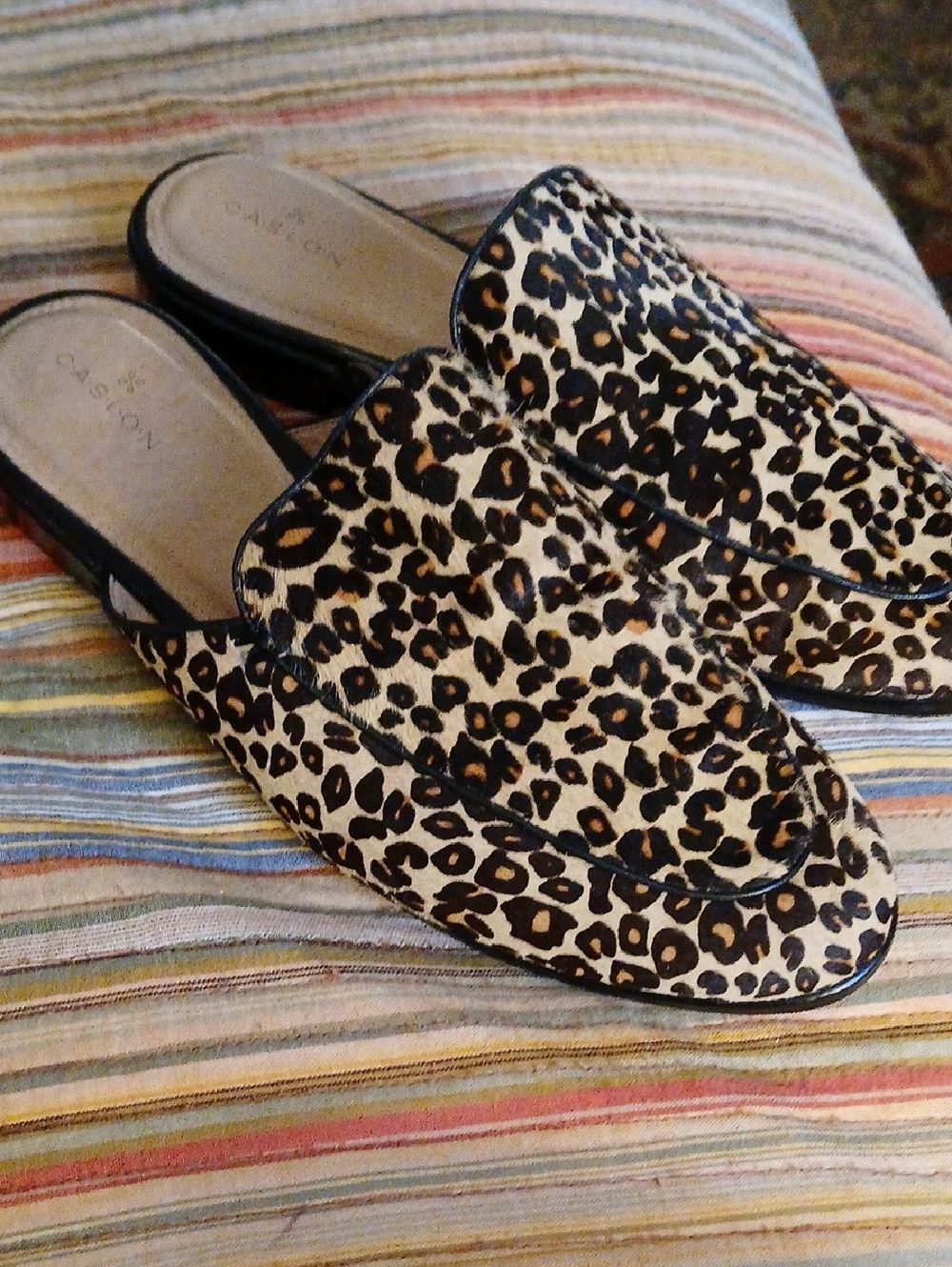 Caslon Printed Calfskin Slip-On Mule With Black Leather Trim - Size 9